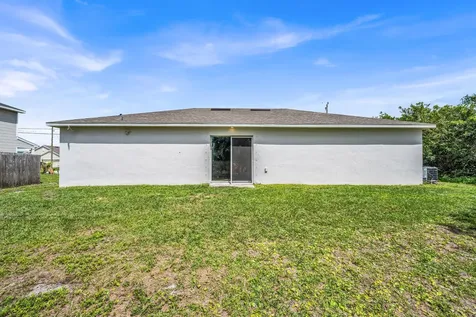 6276 NW Gisela Street Port St Lucie FL 34986