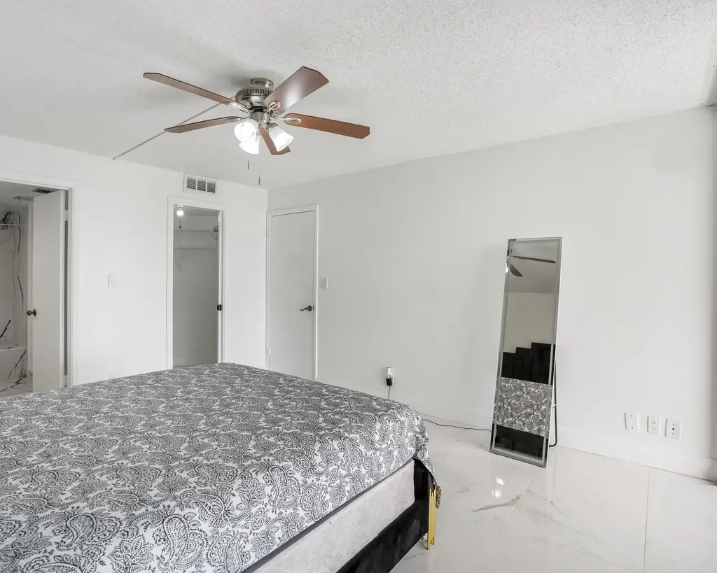 1500 Presidential Way West Palm Beach FL 33401