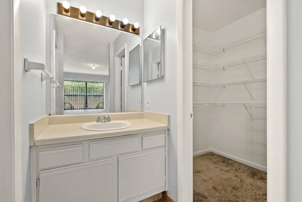 4201 W Mcnab Road Pompano Beach FL 33069