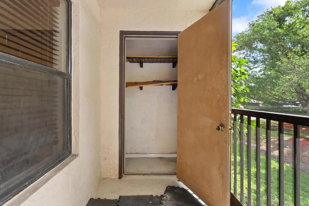 4201 W Mcnab Road Pompano Beach FL 33069
