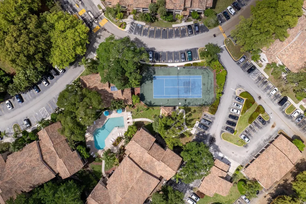 4201 W Mcnab Road Pompano Beach FL 33069