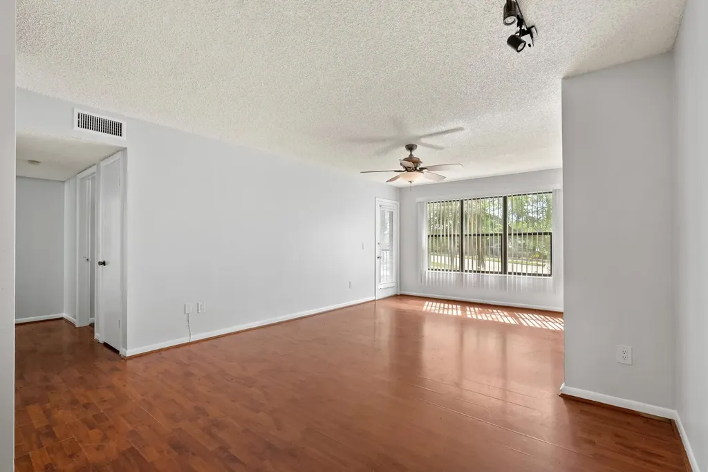 4201 W Mcnab Road Pompano Beach FL 33069