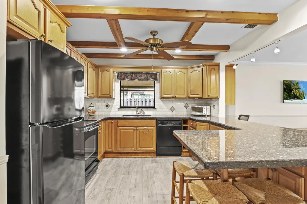 1089 Raintree Drive Palm Beach Gardens FL 33410