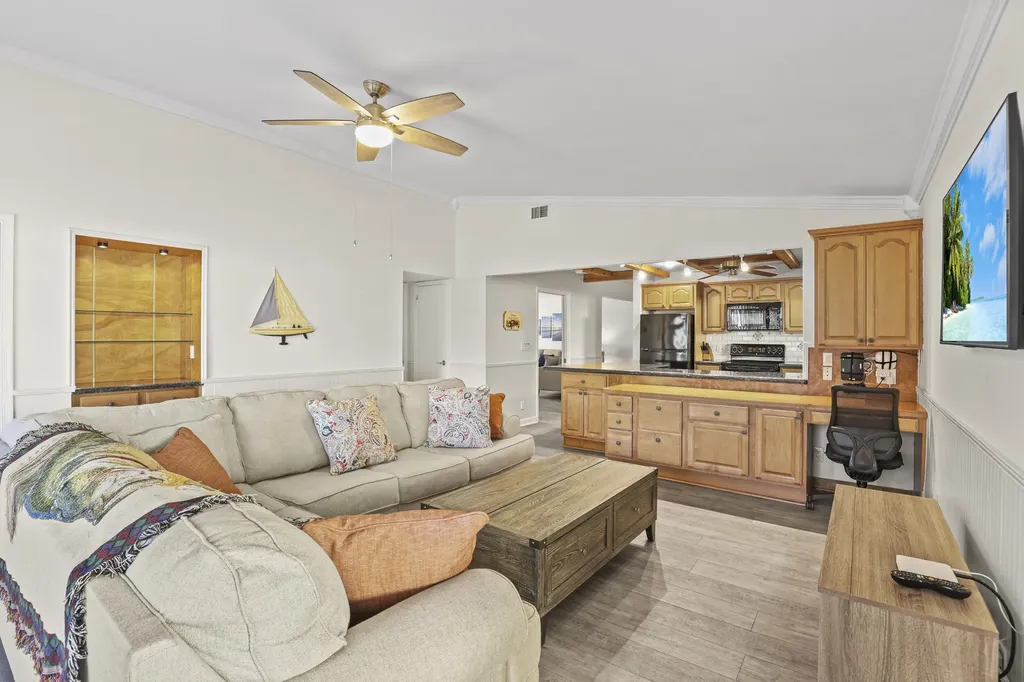 1089 Raintree Drive Palm Beach Gardens FL 33410
