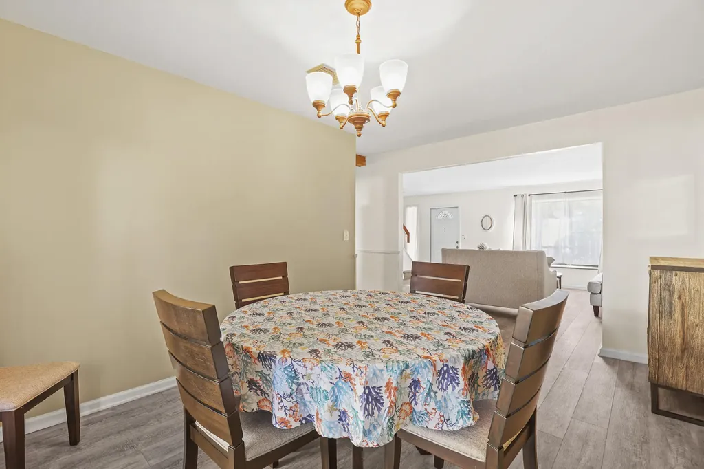 1089 Raintree Drive Palm Beach Gardens FL 33410