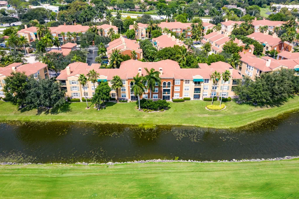 11730 St Andrews Place Wellington FL 33414