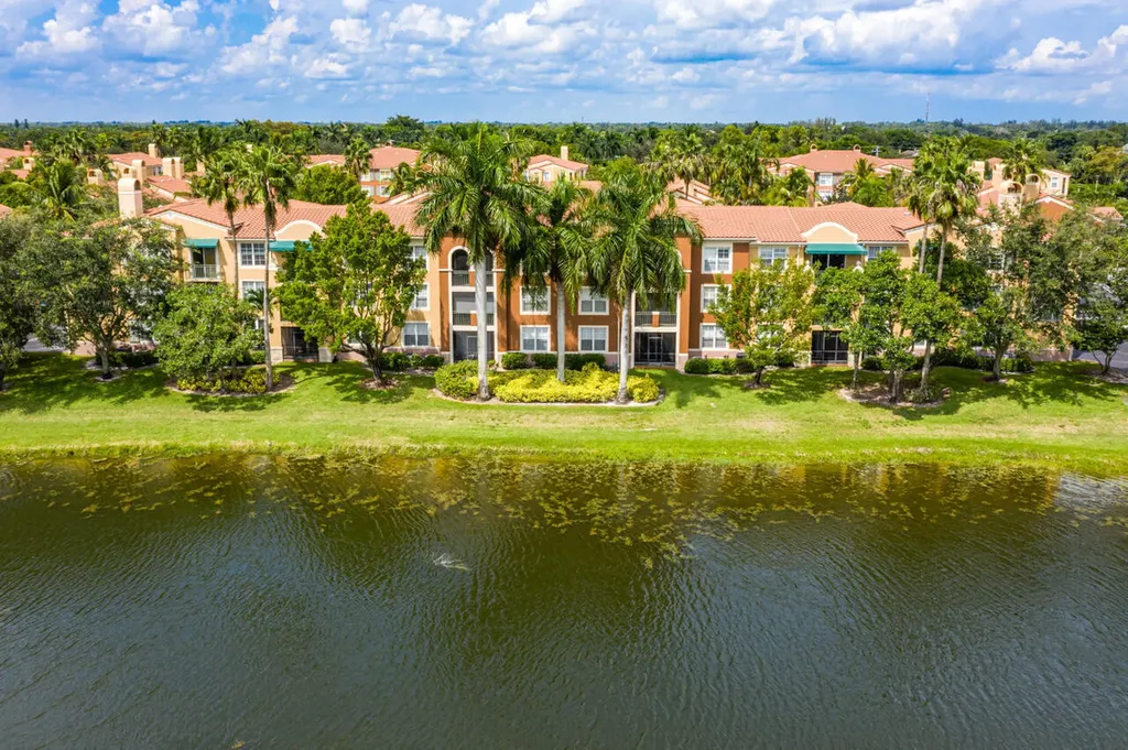 11730 St Andrews Place Wellington FL 33414
