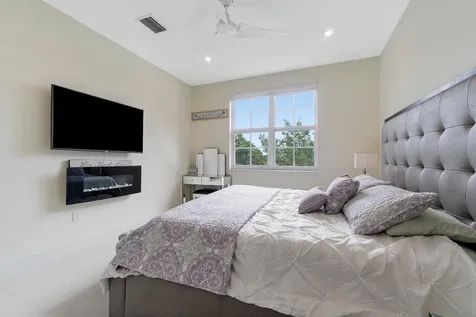 11730 St Andrews Place Wellington FL 33414