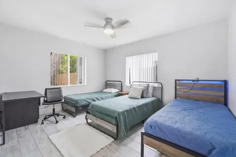 712 NE 10th Avenue Pompano Beach FL 33060