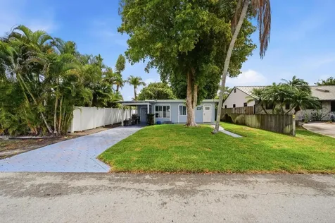 712 NE 10th Avenue Pompano Beach FL 33060