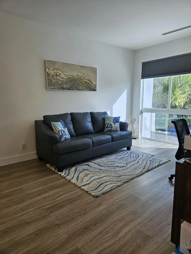 2275 SE 7th Street Pompano Beach FL 33062