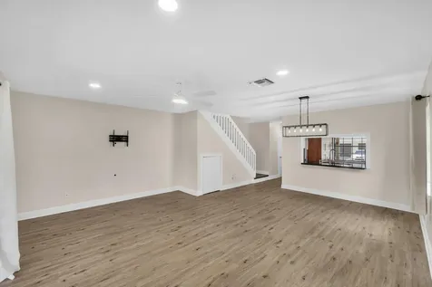 10723 NW 10th Street Pembroke Pines FL 33026
