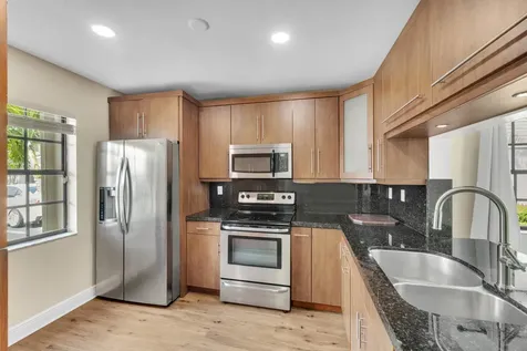 10723 NW 10th Street Pembroke Pines FL 33026