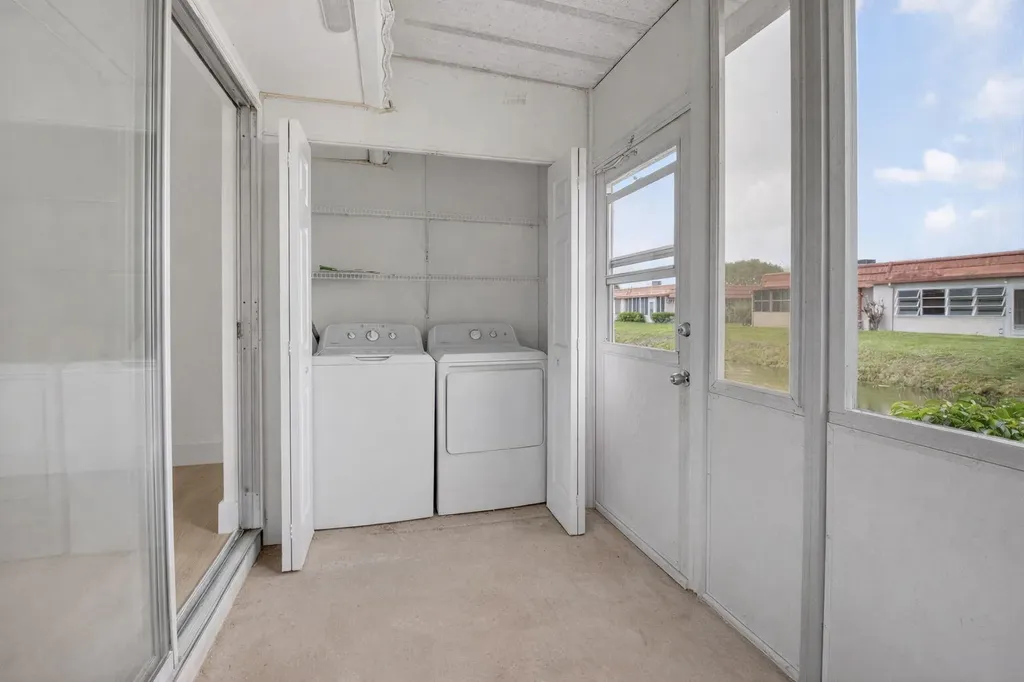 155 Seville G Delray Beach FL 33446