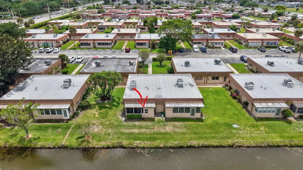 155 Seville G Delray Beach FL 33446