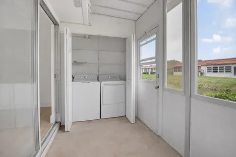 155 Seville G Delray Beach FL 33446