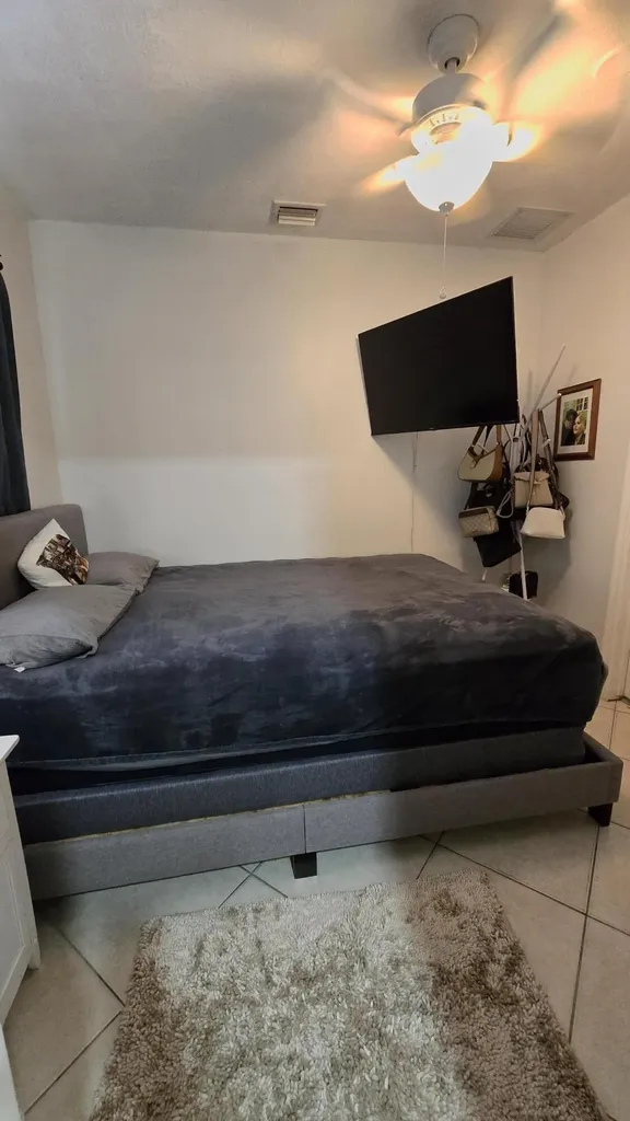 5984 Orange Road West Palm Beach FL 33413