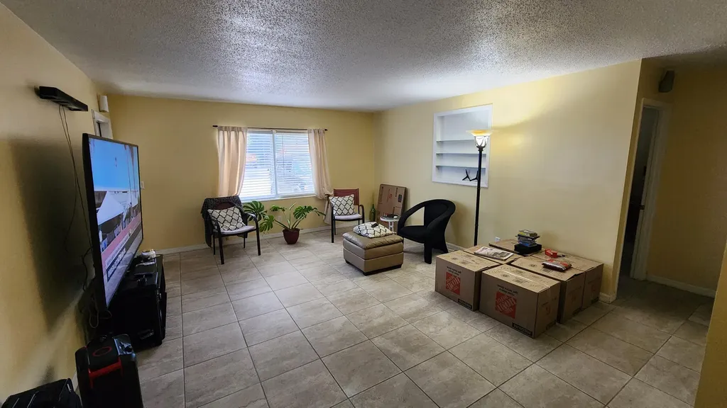 5984 Orange Road West Palm Beach FL 33413