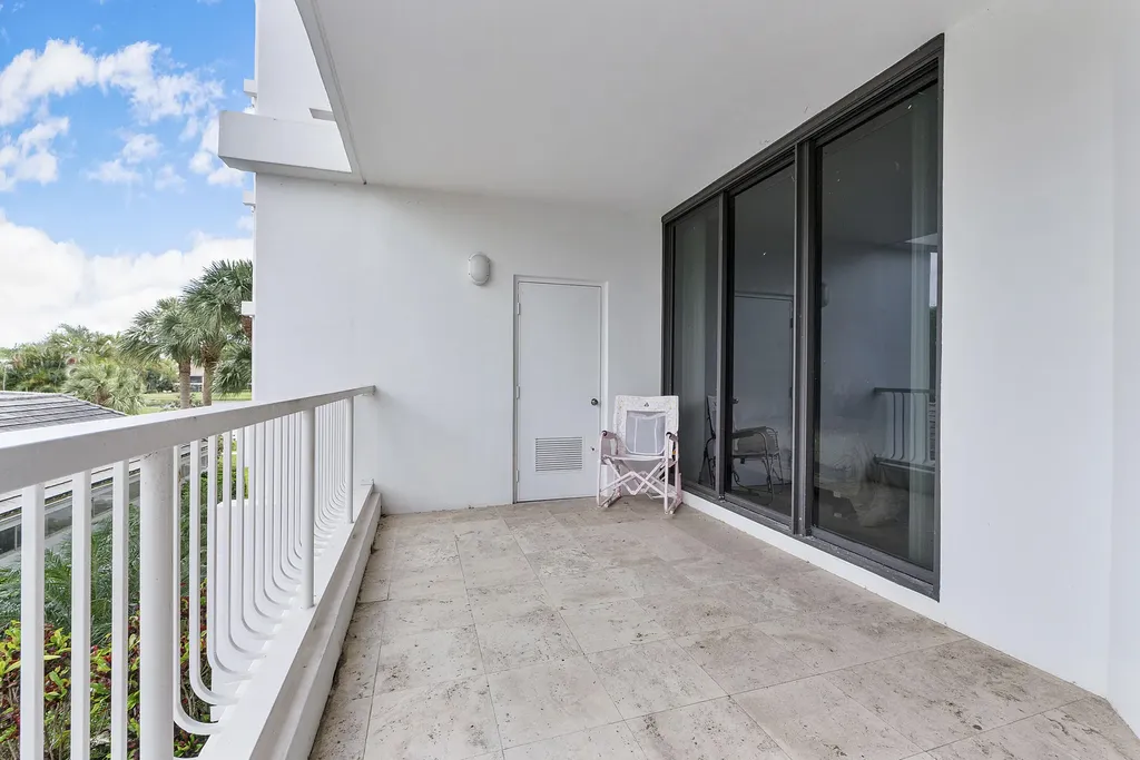 20320 Fairway Oaks Drive Boca Raton FL 33434