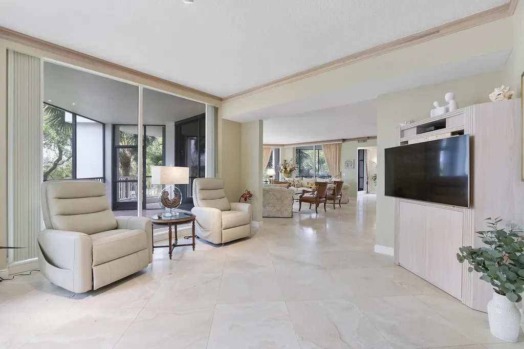 20320 Fairway Oaks Drive Boca Raton FL 33434