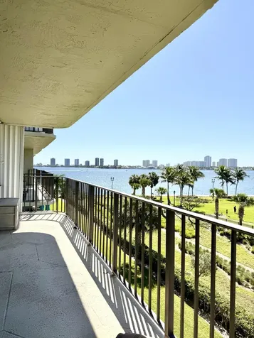 801 Lake Shore Drive Lake Park FL 33403