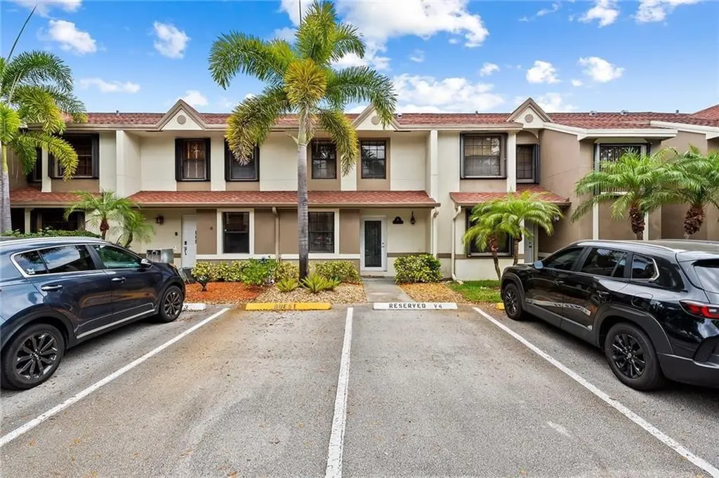 247 City View Drive Fort Lauderdale FL 33311