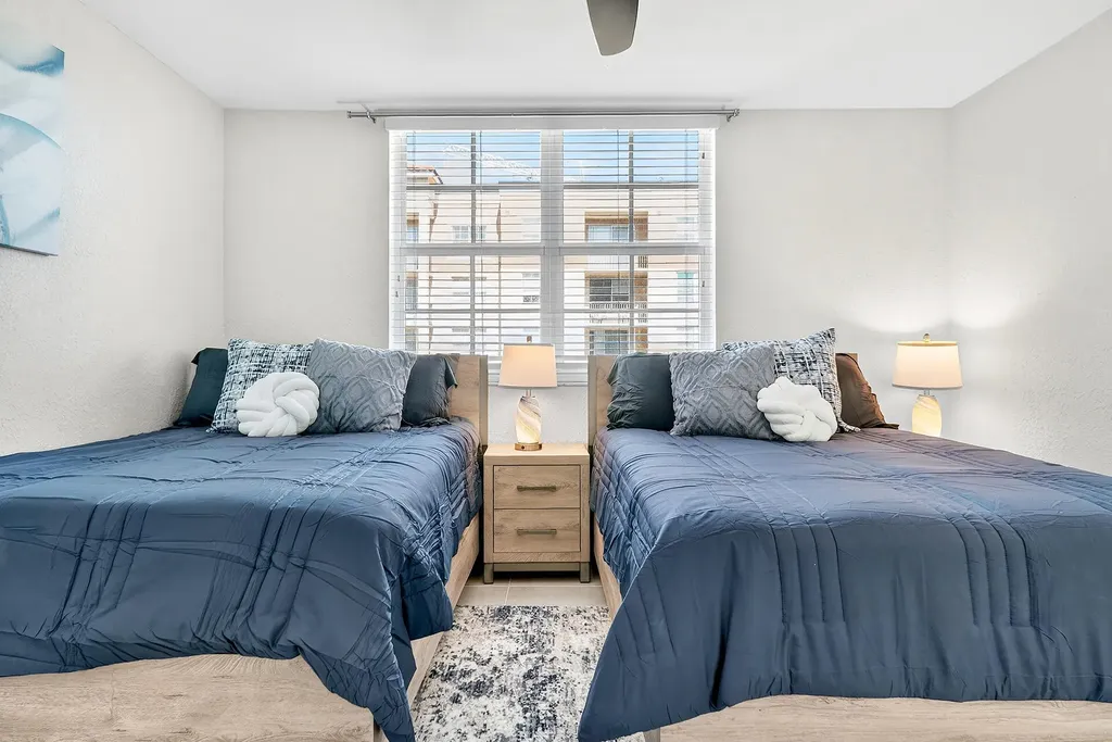 1801 N Flagler #701 Drive West Palm Beach FL 33407