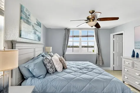 1801 N Flagler #701 Drive West Palm Beach FL 33407