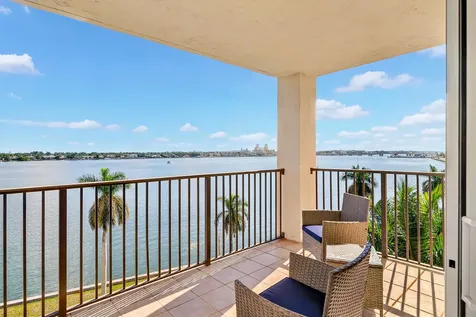 1801 N Flagler #701 Drive West Palm Beach FL 33407