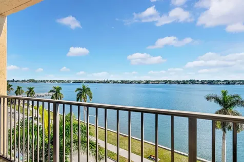 1801 N Flagler #701 Drive West Palm Beach FL 33407