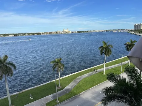 1801 N Flagler #701 Drive West Palm Beach FL 33407