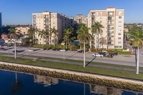 1801 N Flagler #701 Drive West Palm Beach FL 33407