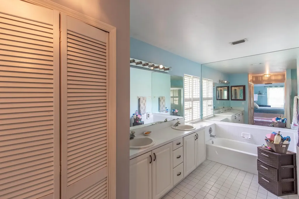 15157 Oak Chase Court Wellington FL 33414