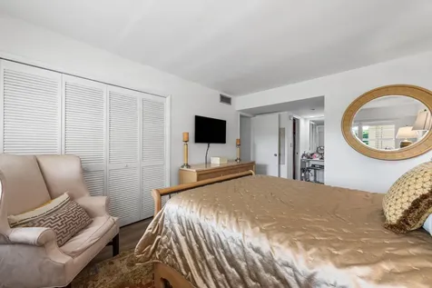 3499 Oaks Way Pompano Beach FL 33069