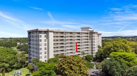 3499 Oaks Way Pompano Beach FL 33069