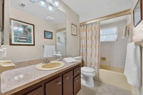 1211 NW 44th Street Deerfield Beach FL 33064