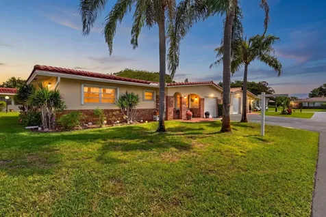 1211 NW 44th Street Deerfield Beach FL 33064