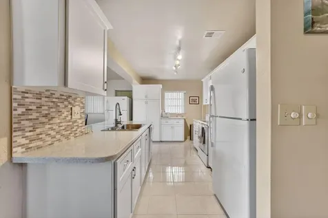 1211 NW 44th Street Deerfield Beach FL 33064