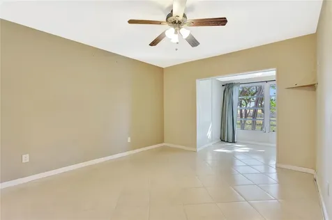 7290 NW 1st Street Margate FL 33063