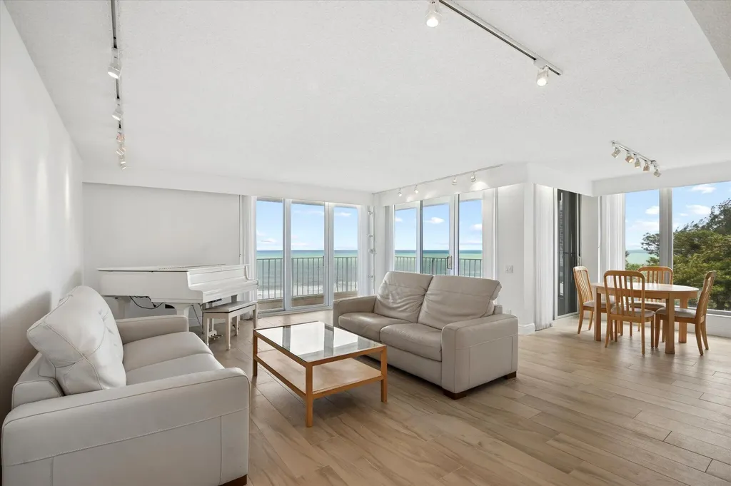 1010 S Ocean Boulevard Pompano Beach FL 33062