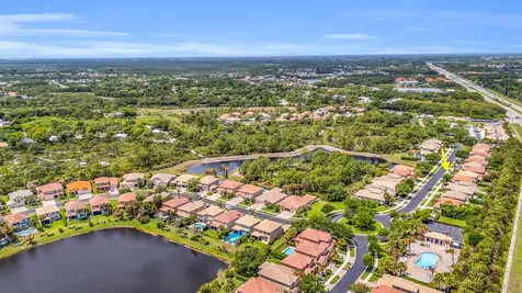 5801 SE Crooked Oak Avenue Hobe Sound FL 33455
