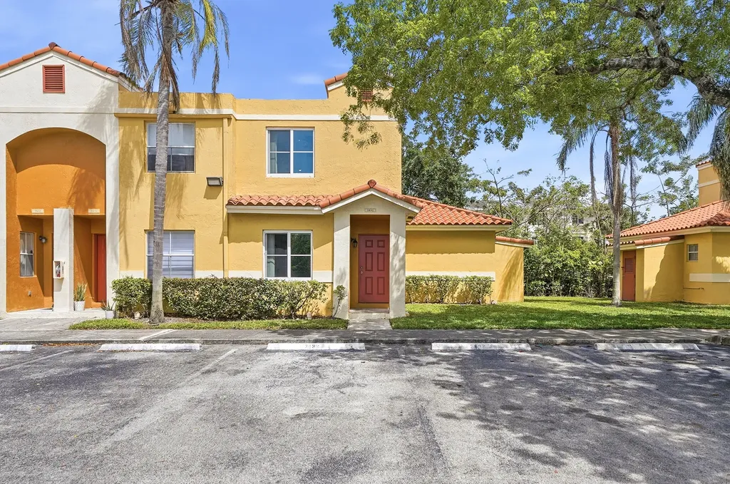 3832 NW 90th Avenue Sunrise FL 33351
