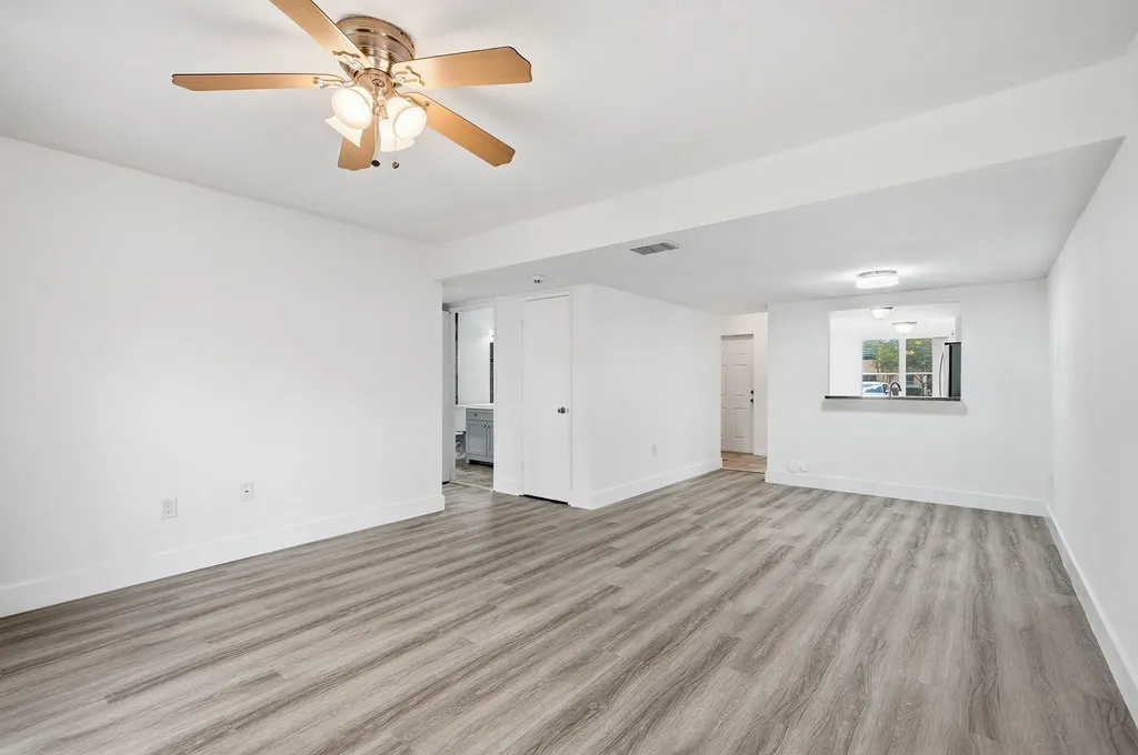 3832 NW 90th Avenue Sunrise FL 33351