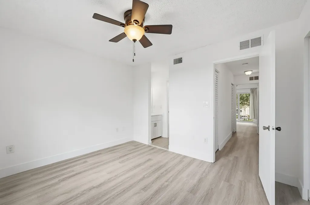 3832 NW 90th Avenue Sunrise FL 33351