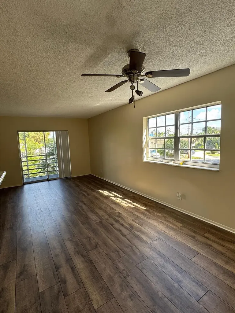 1407 NE 56th Street Fort Lauderdale FL 33334