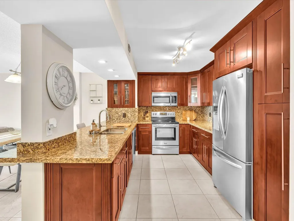 1150 Hillsboro Mile Hillsboro Beach FL 33062