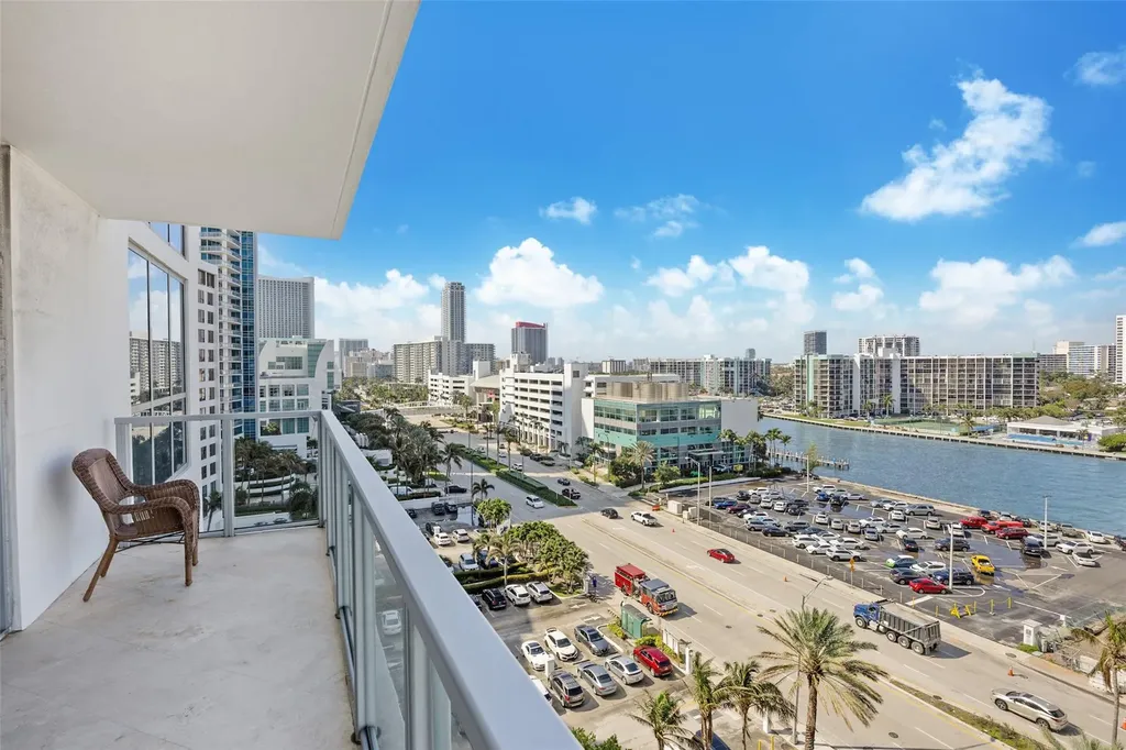 3101 S Ocean Drive Hollywood FL 33019