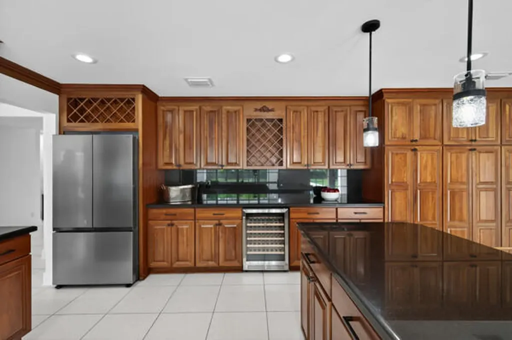 5510 W Castlegate Avenue Davie FL 33331