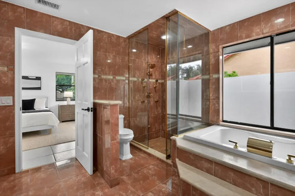 5510 W Castlegate Avenue Davie FL 33331