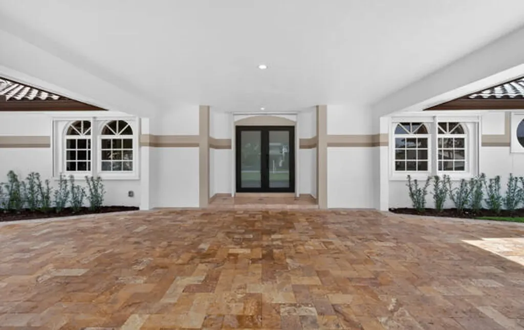5510 W Castlegate Avenue Davie FL 33331